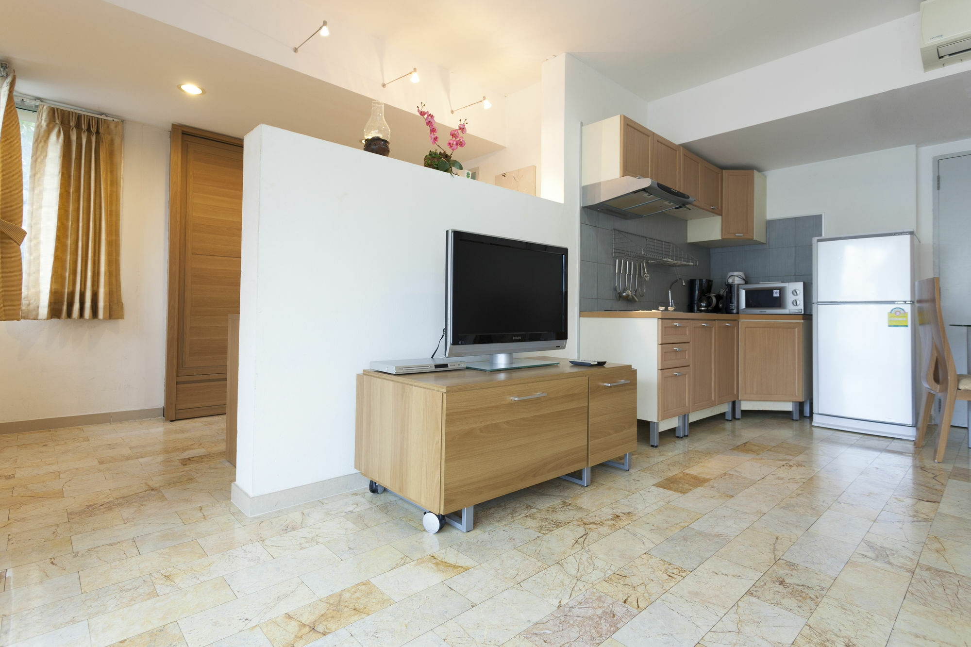 Galare Thong Tower Apart otel Chiang Mai Dış mekan fotoğraf