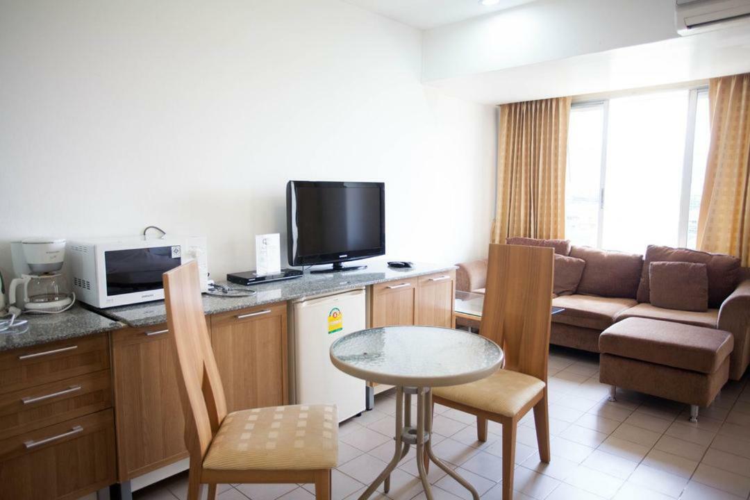 Galare Thong Tower Apart otel Chiang Mai Dış mekan fotoğraf